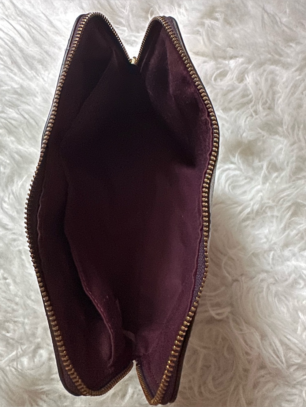 Coach Plum Leather Zip Pouch with Gold Logo - Picture 5 of 7